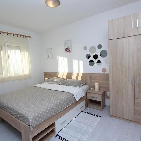 Apartments And Room Eva Rovinj Dış mekan fotoğraf