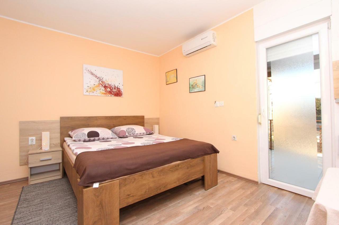 Apartments And Room Eva Rovinj Dış mekan fotoğraf